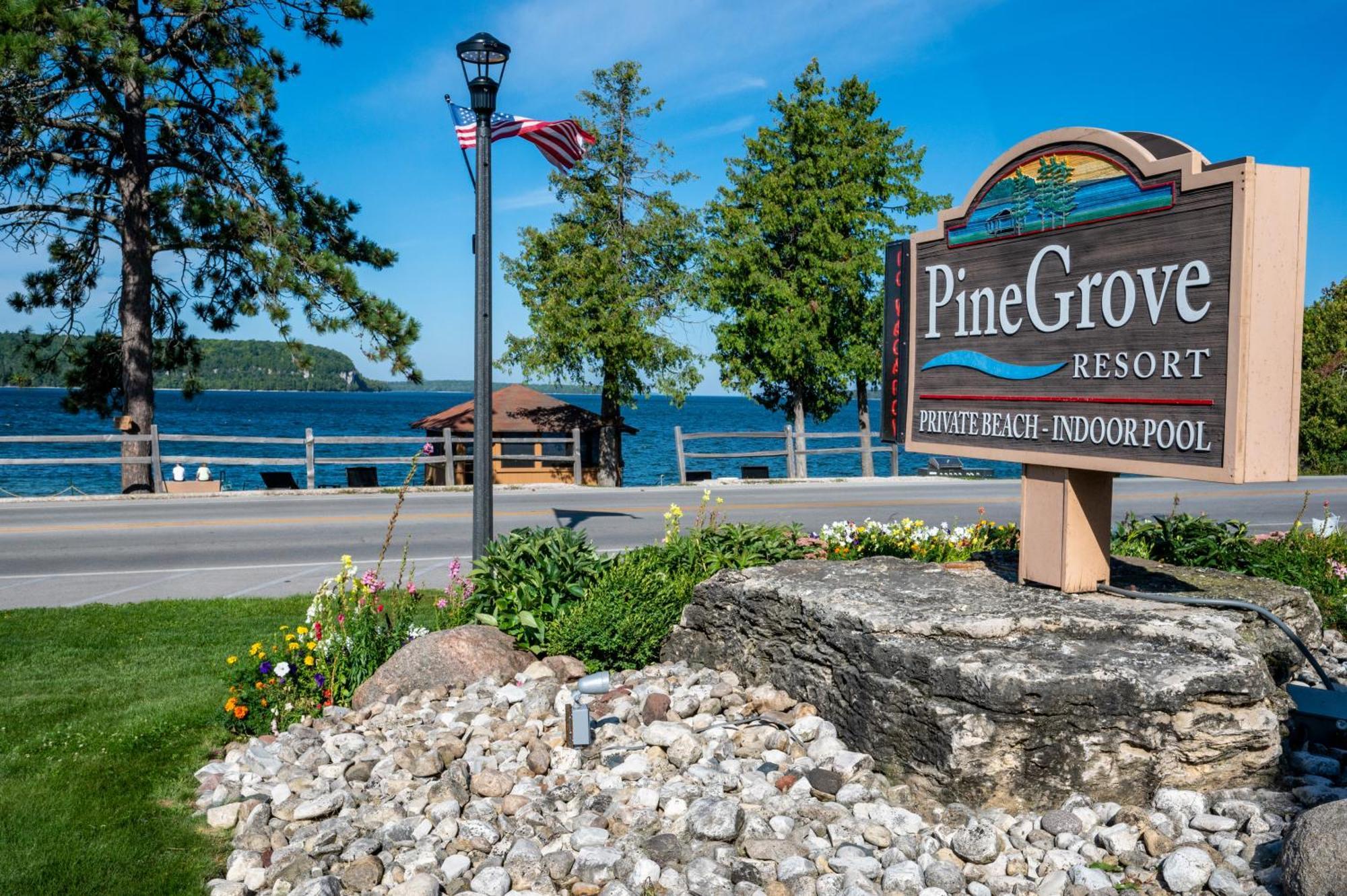 Pine Grove Resort Ephraim Exterior foto